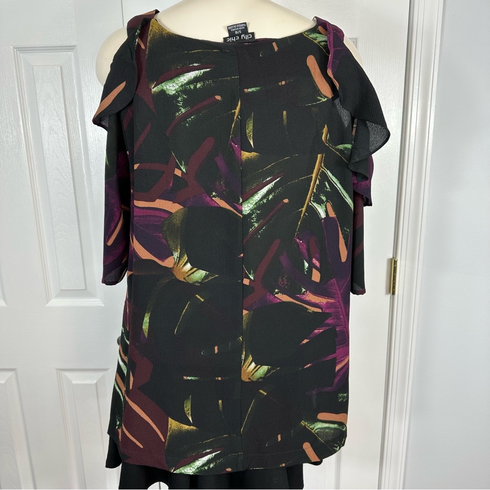CITY CHIC blouse dressy to casual cold shoulder short sleeve black plum S/16 - Picture 8 of 8